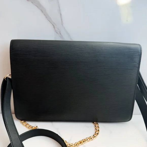 LV Epi Dragonne Sellier leather clutch as crossbody - Picture 9 of 16